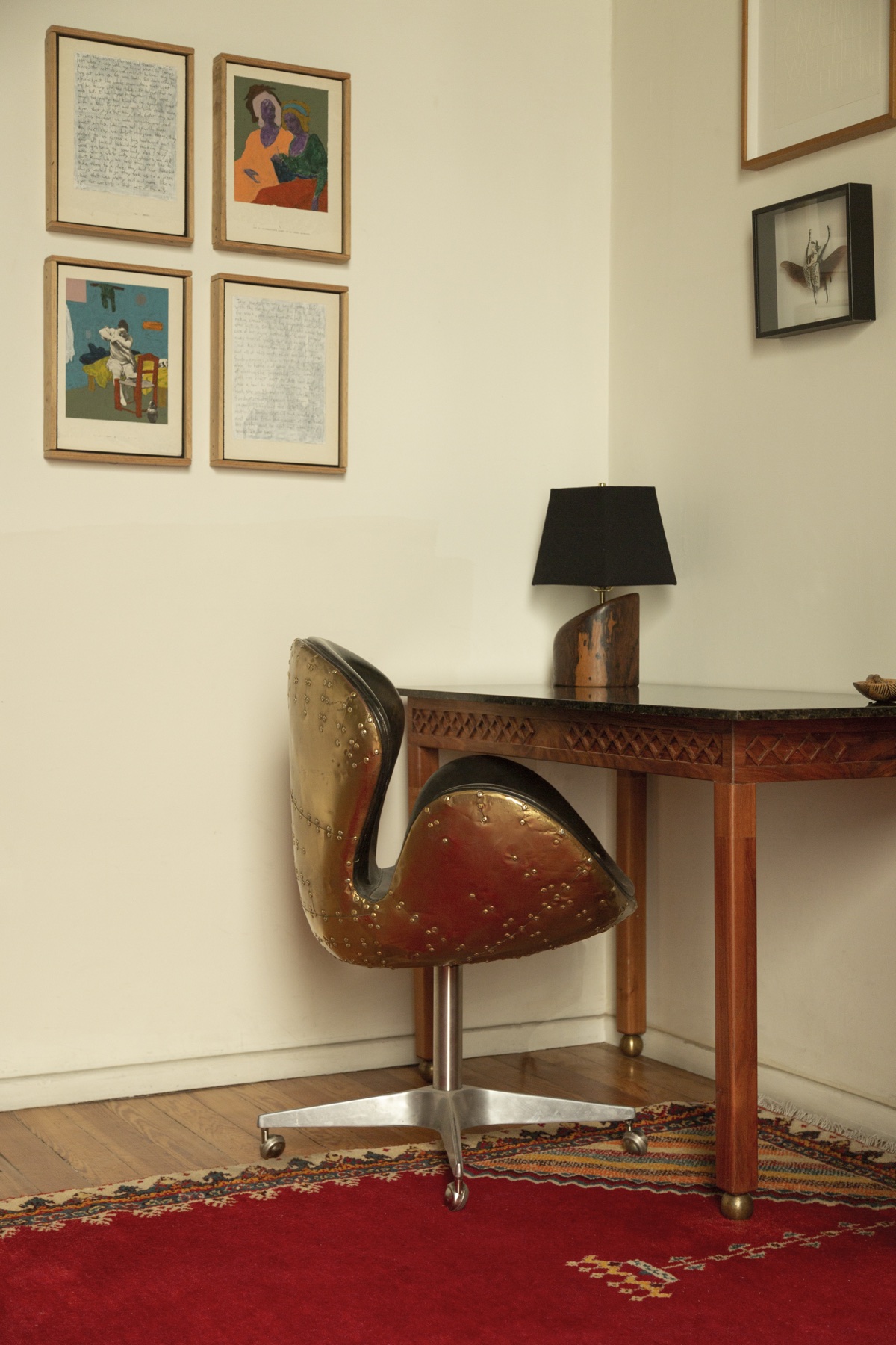 Casa de Pianistas de 1900 — study desk nook